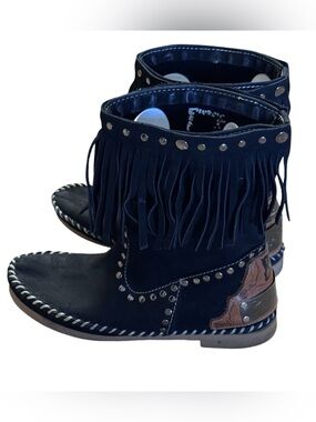 Rose Gonzales Black Studded Boots Moccasin Style Size 7 Removable Fringe Tassel